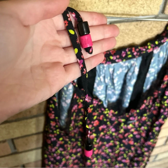 NWT Maaji Black Floral Viscose Short Flowy Mini Dress Size Medium - Picture 5 of 7